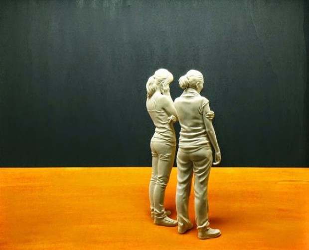 life-like-realistic-wooden-sculptures-peter-demetz-12